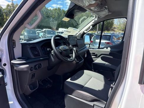 New 2026 Ford Transit 250 Low Roof RWD image 11