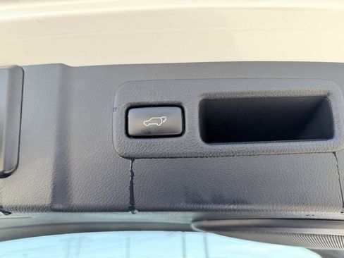 Used 2016 Lexus NX 200t FWD image 17