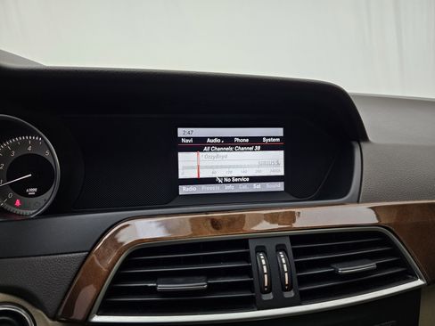 Used 2014 Mercedes-Benz C 250 Sedan image 26