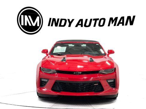 Used 2018 Chevrolet Camaro SS RWD image 9