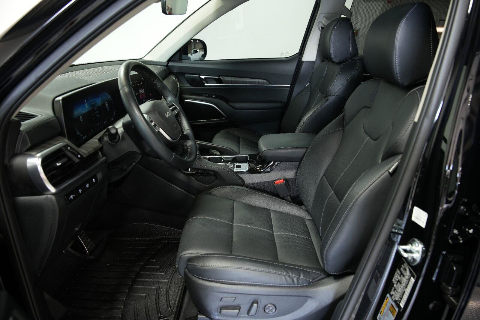 Used 2025 Kia Telluride SX AWD/4WD image 37