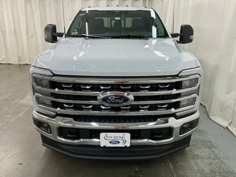 New 2026 Ford F250 XLT w/ XLT Premium Package AWD/4WD image 10