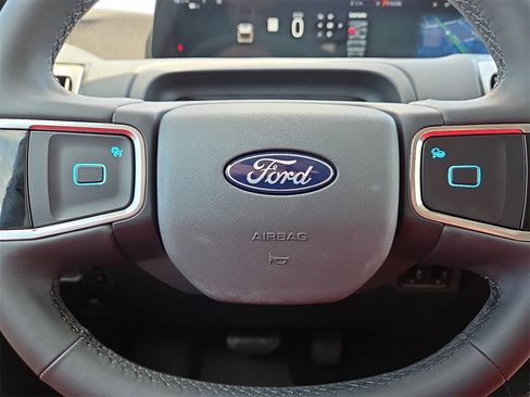 New 2025 Ford Expedition Max Active image 30