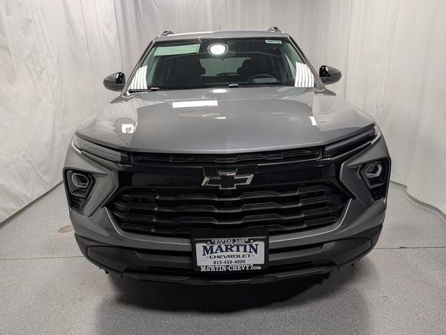 New 2026 Chevrolet TrailBlazer LT w/ Midnight Edition FWD image 8