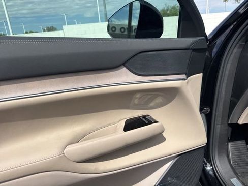 New 2025 Volvo EX90 Plus image 10