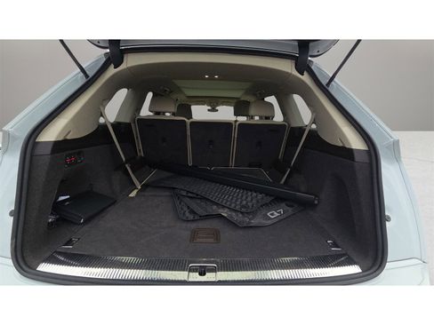 Used 2019 Audi Q7 2.0T Premium Plus image 16