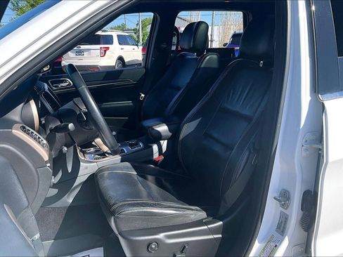 Used 2017 Jeep Grand Cherokee Limited w/ Luxury Group II image 21