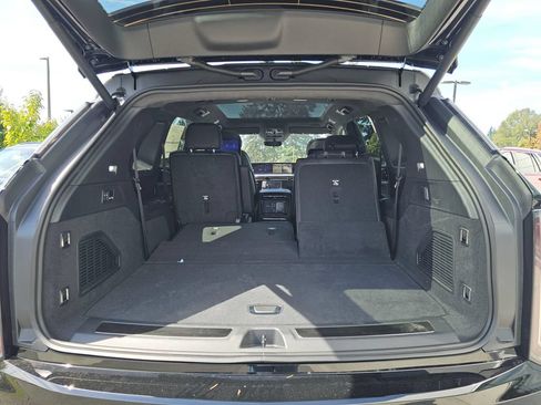 New 2026 Cadillac Escalade IQ Sport 2 w/ LPO, ONYX Package AWD/4WD image 18