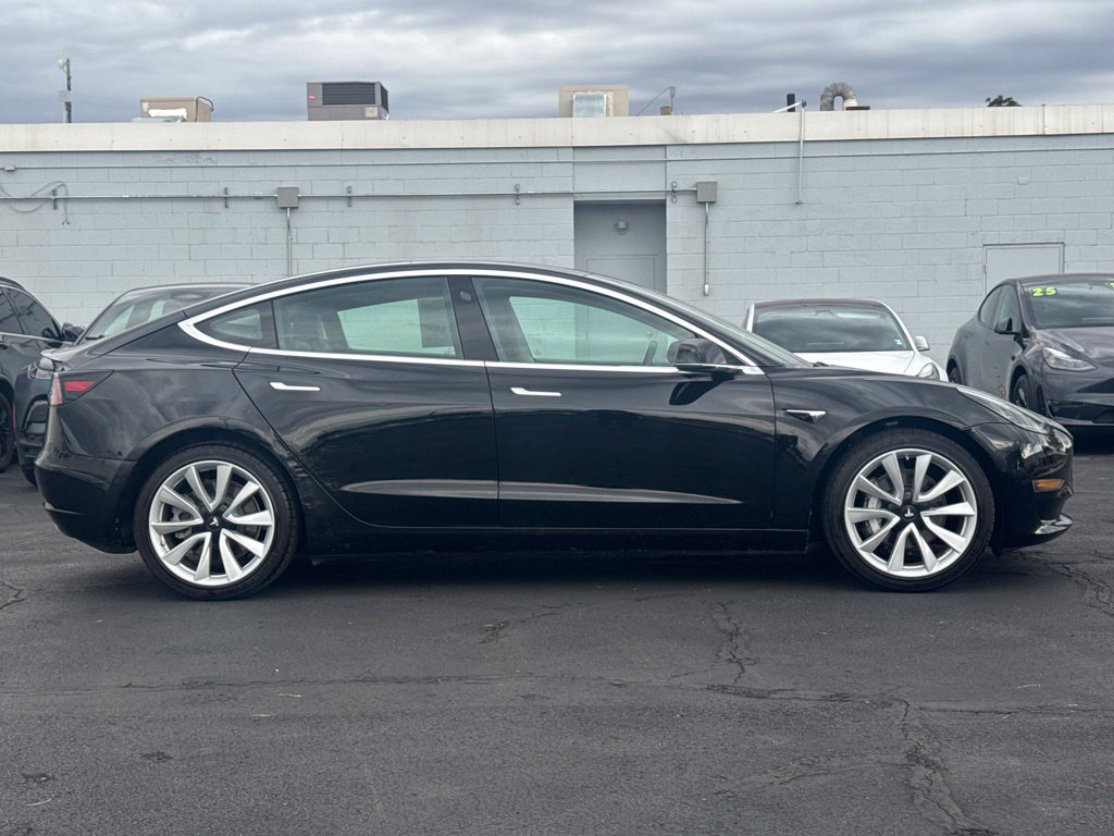 Used 2019 Tesla Model 3 Long Range RWD image 9