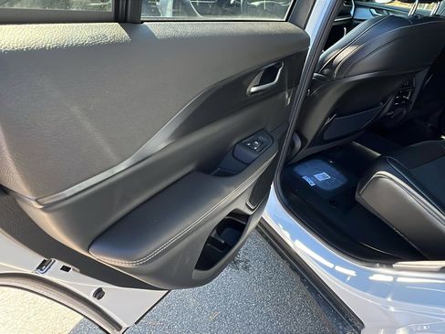 New 2025 Jeep Grand Cherokee 4WD image 18