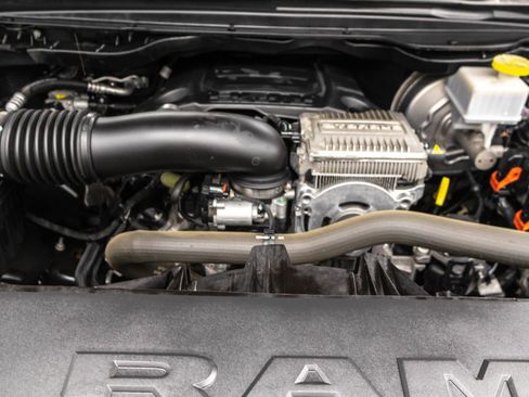 Used 2022 RAM 1500 Laramie RWD image 42