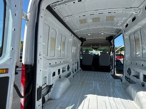 Used 2018 Ford Transit 350 148 Medium Roof RWD image 18