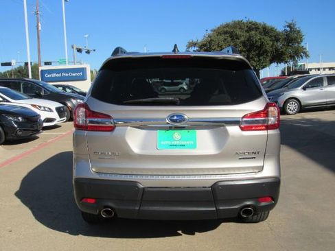Used 2019 Subaru Ascent Limited w/ Popular Package #2 image 9