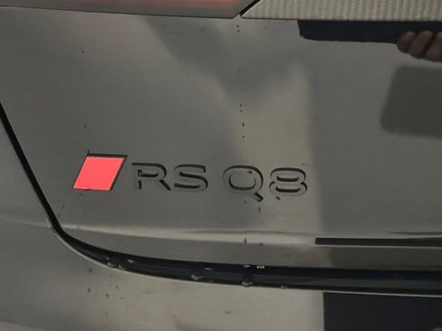 New 2026 Audi RS Q8 performance image 25