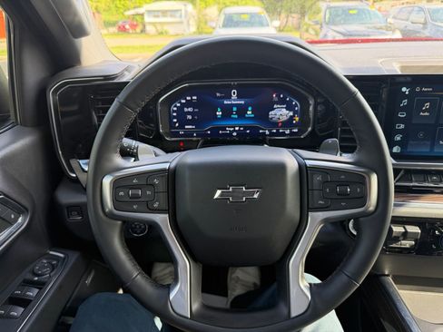 Used 2023 Chevrolet Silverado 1500 RST w/ Convenience Package II AWD/4WD image 13