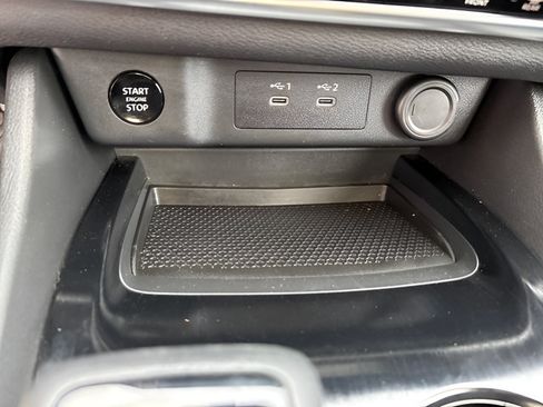 Certified 2024 Nissan Rogue SV w/ SV Premium Package AWD/4WD image 31