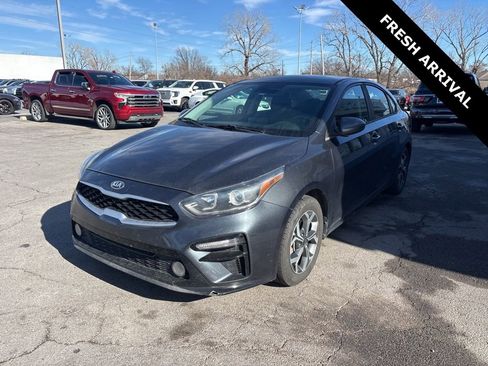 Used 2019 Kia Forte LXS image 4