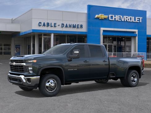 New 2026 Chevrolet Silverado 3500 LT w/ All Star Edition AWD/4WD image 2