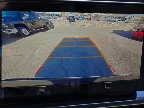 Used 2025 Chevrolet Silverado 1500 LT image 28