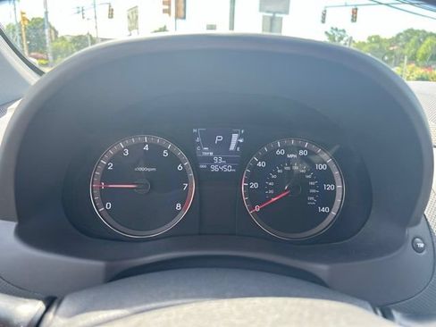 Used 2013 Hyundai Accent GLS FWD image 14