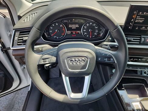 Used 2024 Audi Q5 2.0T Premium w/ Convenience Package AWD/4WD image 20