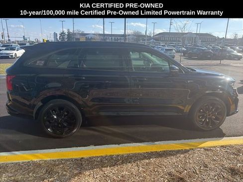 Certified 2023 Kia Sorento SX image 13