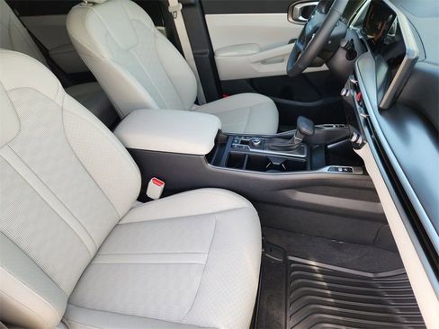 New 2026 Kia Sorento S w/ S Panoramic Sunroof Package FWD image 11