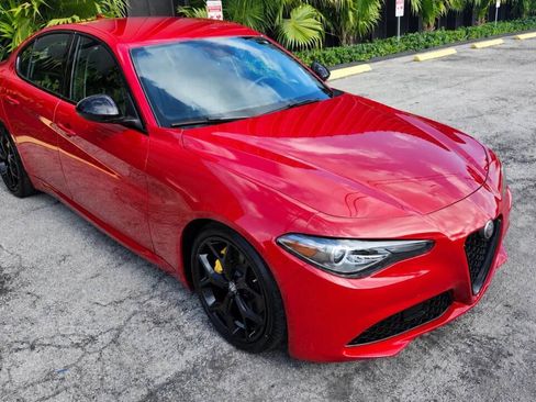 Used 2019 Alfa Romeo Giulia w/ Nero Edizione RWD image 2