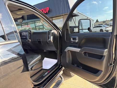 Used 2016 Chevrolet Silverado 2500 LT w/ Midnight Edition AWD/4WD image 35