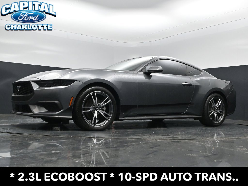 Used 2025 Ford Mustang Coupe RWD image 20