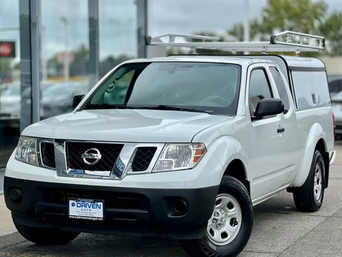 Used 2017 Nissan Frontier S image 25