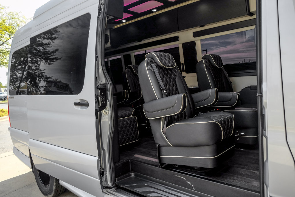 New 2025 Mercedes-Benz Sprinter 3500 image 28
