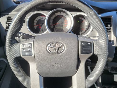 Used 2013 Toyota Tacoma PreRunner w/ SR5 Pkg RWD image 26