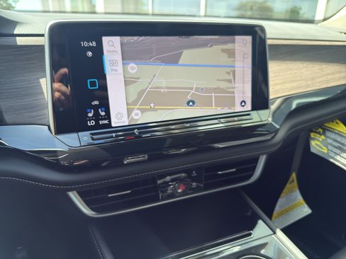 New 2025 Volkswagen Atlas SEL image 14