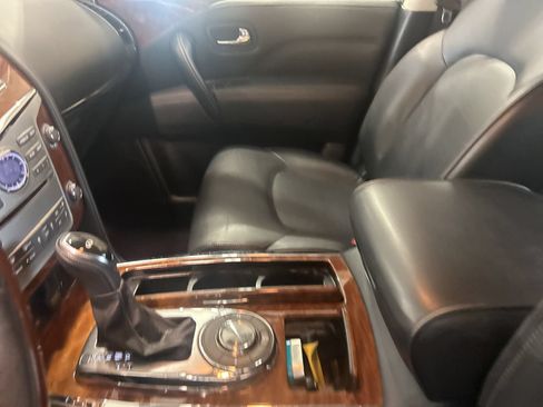 Used 2018 INFINITI QX80 2WD w/ Driver Assistance Package image 16