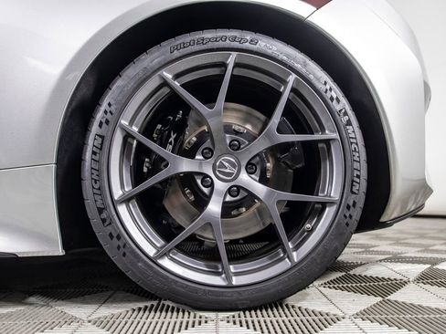 Used 2019 Acura NSX AWD/4WD image 10