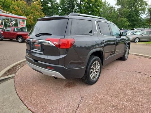 Used 2017 GMC Acadia SLE FWD image 5