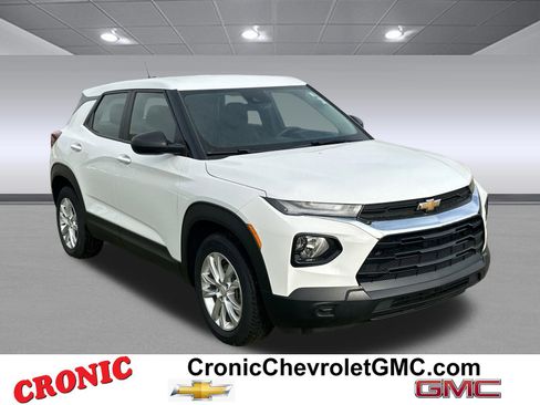 Used 2023 Chevrolet TrailBlazer LS FWD image 1