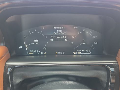 Used 2021 Lincoln Nautilus Reserve AWD/4WD image 23