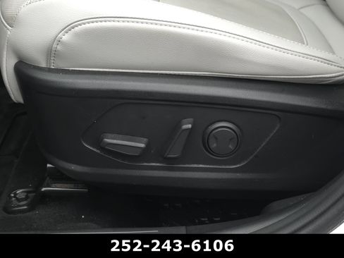 Used 2024 Hyundai Tucson Limited FWD image 10