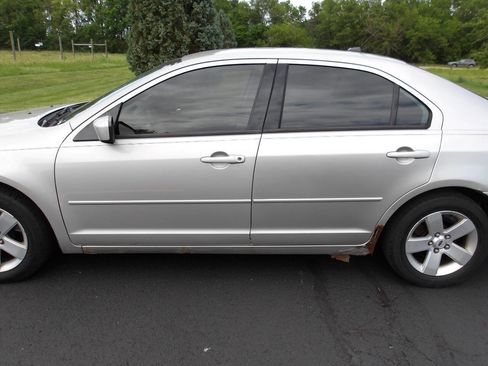 Used 2008 Ford Fusion SE FWD image 28