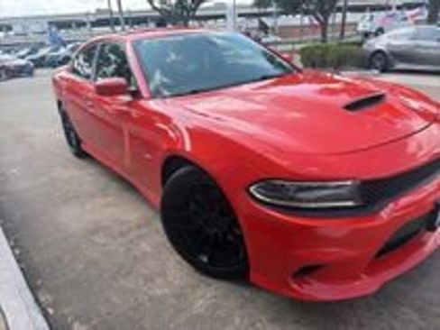 Used 2019 Dodge Charger R/T RWD image 1