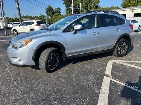 Used 2014 Subaru Crosstrek 2.0i Limited AWD/4WD image 4