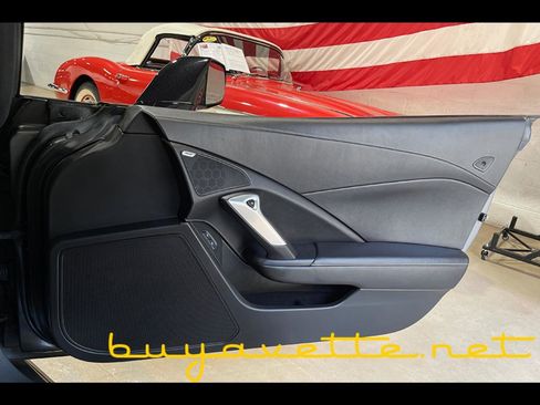 Used 2015 Chevrolet Corvette Z06 w/ 2LZ Preferred Equipment Group image 20