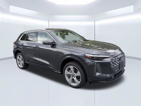 New 2026 Audi Q5 Premium Plus AWD/4WD image 10