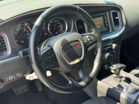Used 2015 Dodge Charger SE w/ Popular Equipment Group AWD/4WD image 8