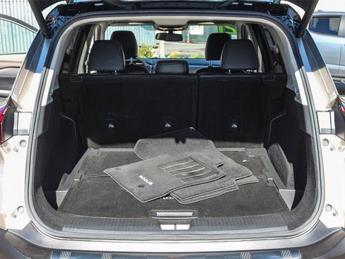 Used 2021 Nissan Rogue SL image 32