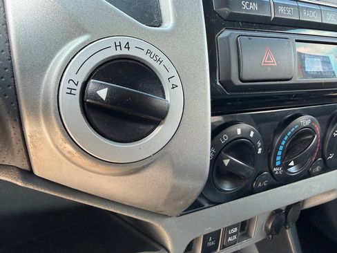 Used 2012 Toyota Tacoma 4x4 Double Cab w/ TRD Off-Road Pkg image 11