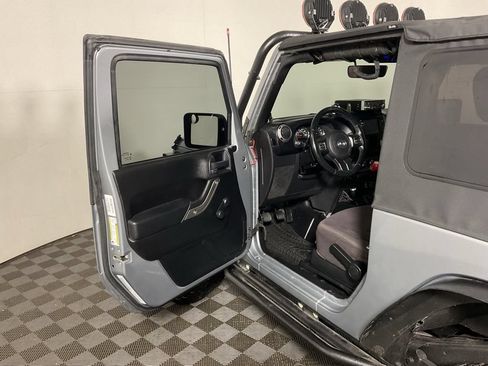 Used 2013 Jeep Wrangler Sport w/ Connectivity Group AWD/4WD image 16