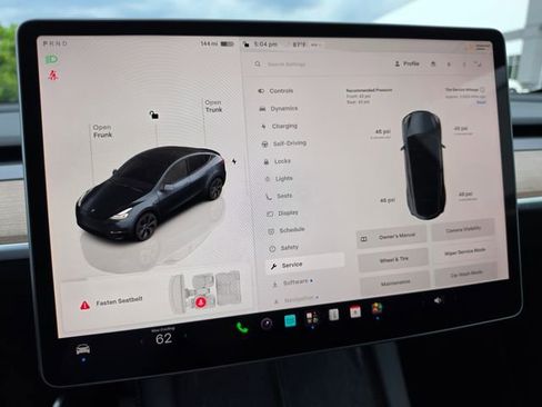 Used 2025 Tesla Model Y Long Range AWD/4WD image 50